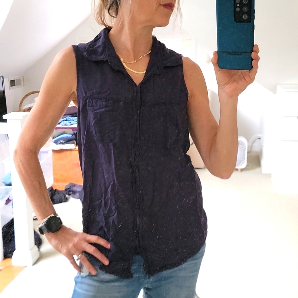 Michael Stars Navy sleeveless button down